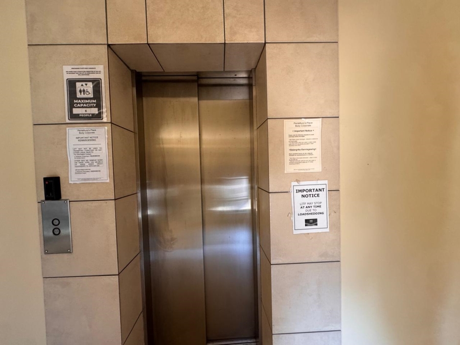 To Let 1 Bedroom Property for Rent in Strand North Western Cape